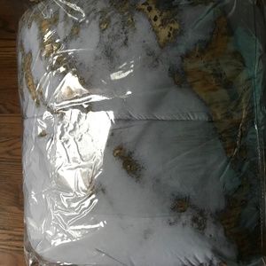 NWT Twin XL Gold Marble Comforter from Society 6